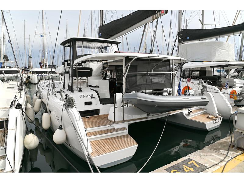 Book yachts online - catamaran - Lagoon 42 - Nami  - rent
