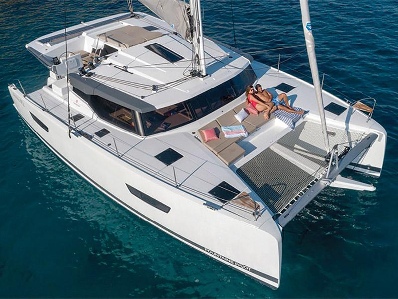 Book yachts online - catamaran - Fountaine Pajot Astréa 42 - Imagine - rent