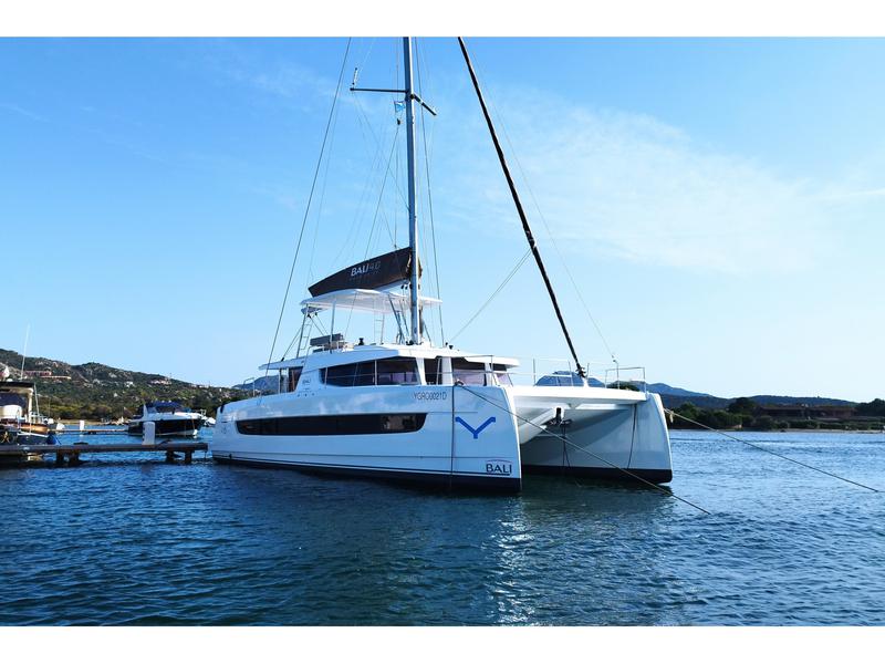 Book yachts online - catamaran - Bali 4.6 - Grampus - rent