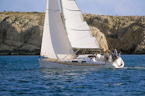 Book yachts online - sailboat - Dufour 340 - Njord - rent