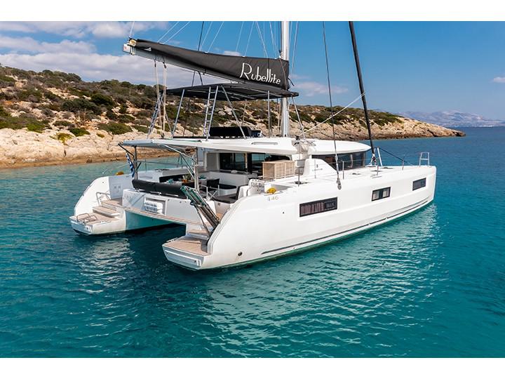 Book yachts online - catamaran - Lagoon 46 - Rubellite - Skippered - rent