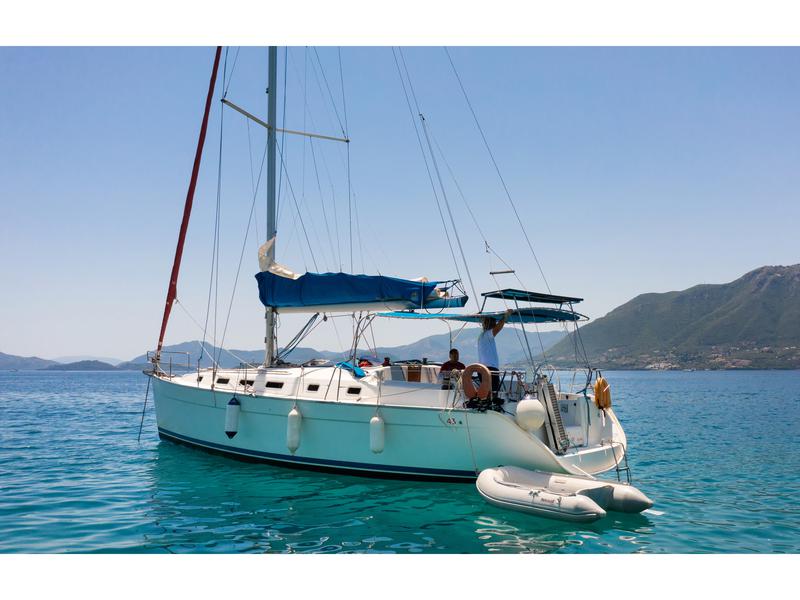 Book yachts online - sailboat - Cyclades 43.4 - ELOISE - rent