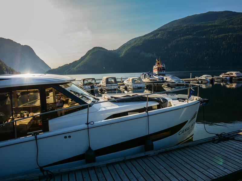 Book yachts online - motorboat - Greenline 33 - Kragerø - rent