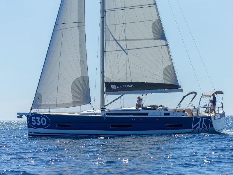 Book yachts online - sailboat - Dufour 530 - PERSEIDE - rent