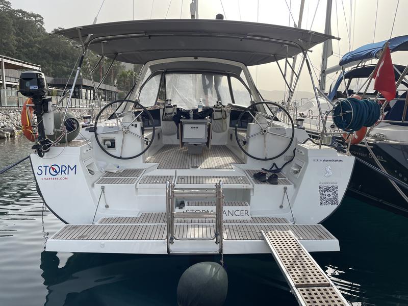 Book yachts online - sailboat - Oceanis 45 - Storm Dancer 1 - rent