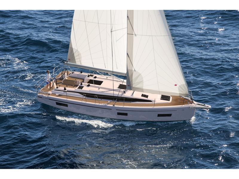 Book yachts online - sailboat - Bavaria C38 - SEA CLOUD - rent