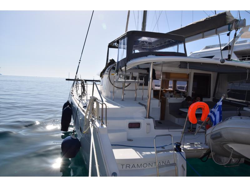 Book yachts online - catamaran - Lagoon 400 - Tramontana - rent