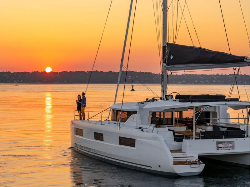 Book yachts online - catamaran - Lagoon 46* - MareAmare - Premium line - rent