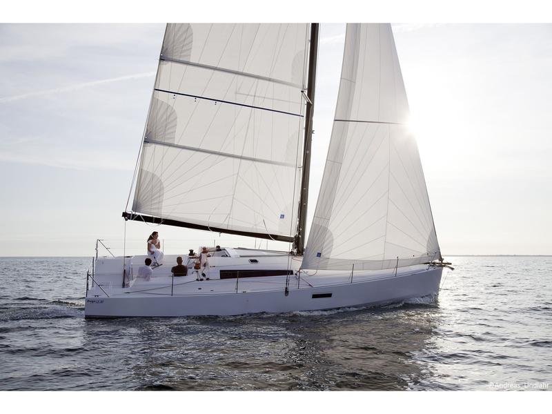 Book yachts online - sailboat - Pogo 12.5 - The one - rent
