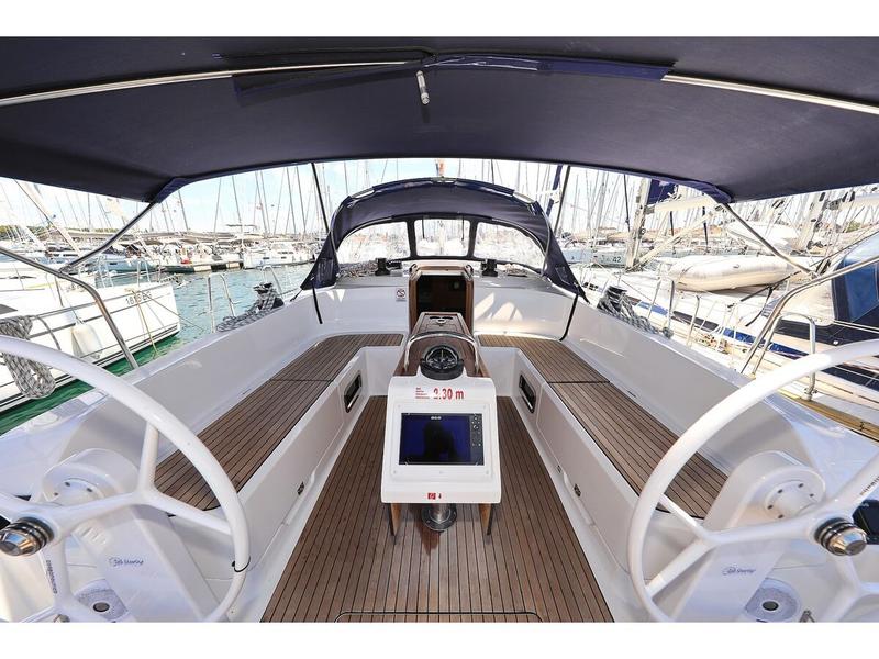 Book yachts online - sailboat - Bavaria Cruiser 46 - Summer Jazz - rent