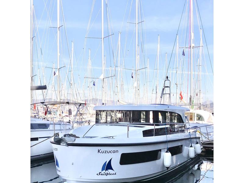 Book yachts online - motorboat - Delphia 11 Sedan - Kuzucan - rent