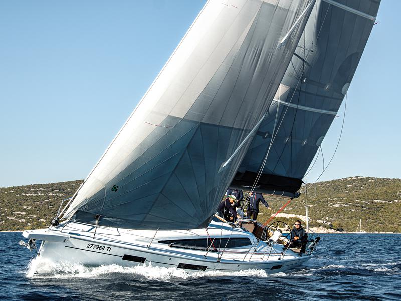 Book yachts online - sailboat - Dehler 38 SQ - Blue Eye - rent
