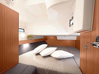 Book yachts online - sailboat - Bavaria Cruiser 41 - THREE - rent