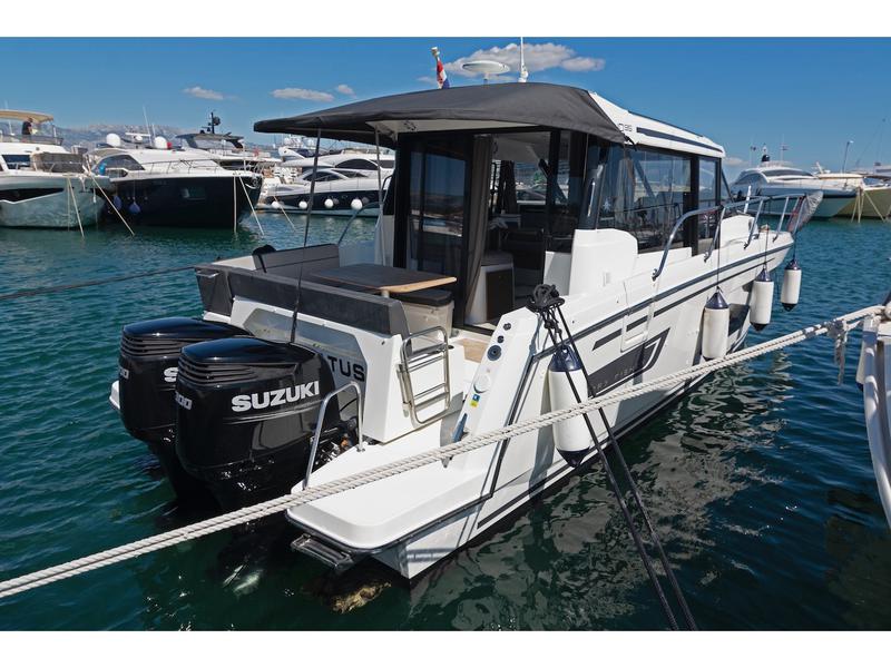 Book yachts online - motorboat - Merry Fisher 1095 - Renatus - rent