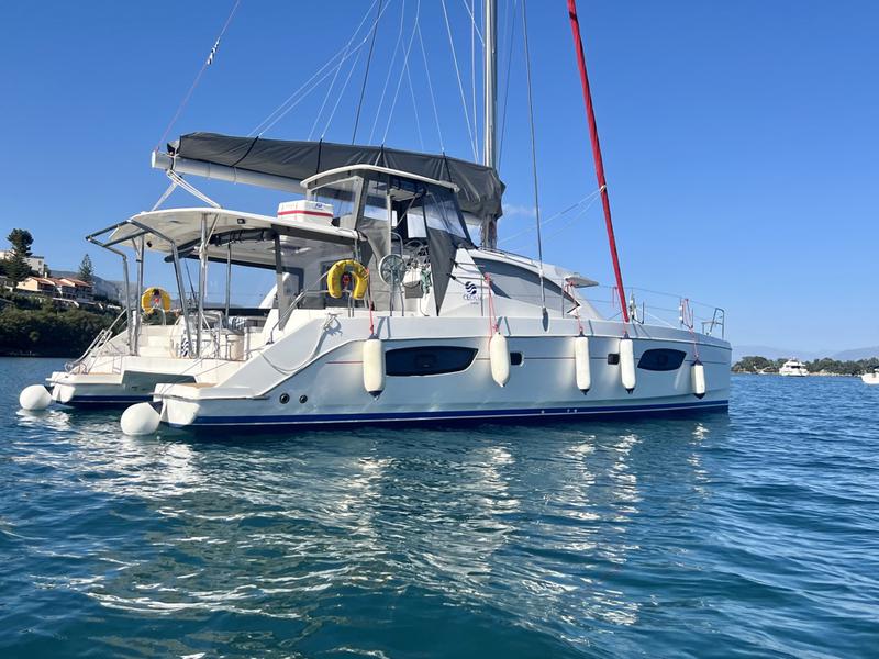 Book yachts online - catamaran - Leopard 44 - SY Cecilia - rent