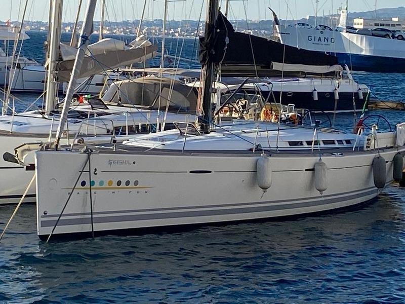 Book yachts online - sailboat - First 50 - Geisha - rent