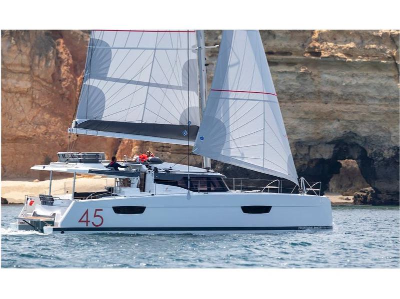 Book yachts online - catamaran - Elba 45 - PHOEBE - rent