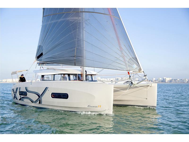 Book yachts online - catamaran - Excess 11 - Amare II - rent