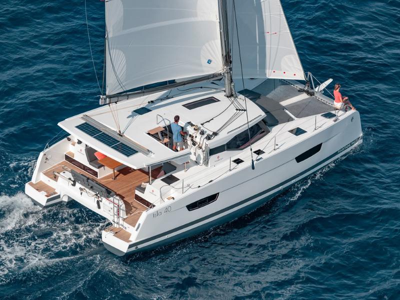 Book yachts online - catamaran - Isla 40 - Memories  - rent