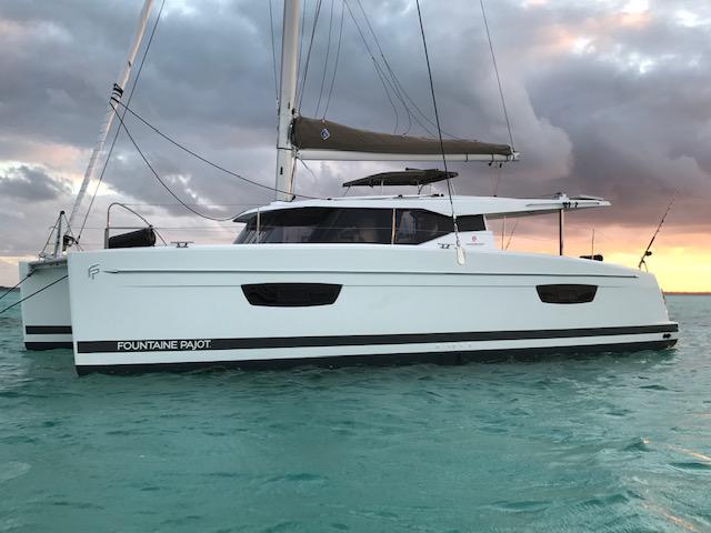 Book yachts online - catamaran - FP Lucia 40/3cab - Island Life - rent