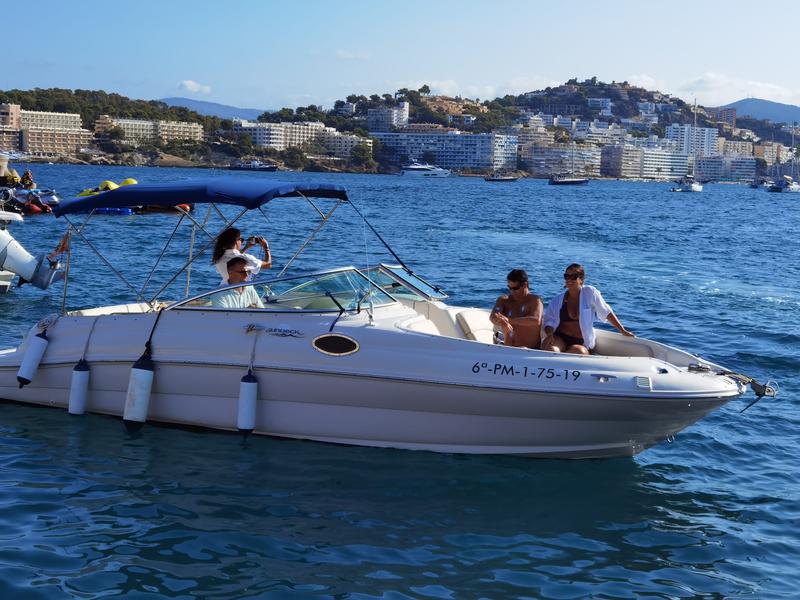 Book yachts online - motorboat - Sea Ray 240 - Haja One - rent