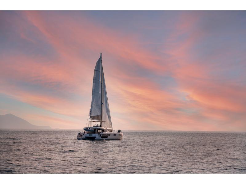 Book yachts online - catamaran - Lagoon 46 - Umi - rent