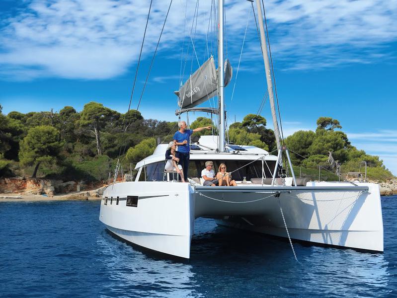 Book yachts online - catamaran - Nautitech 46 Fly - Méa coule pas - rent