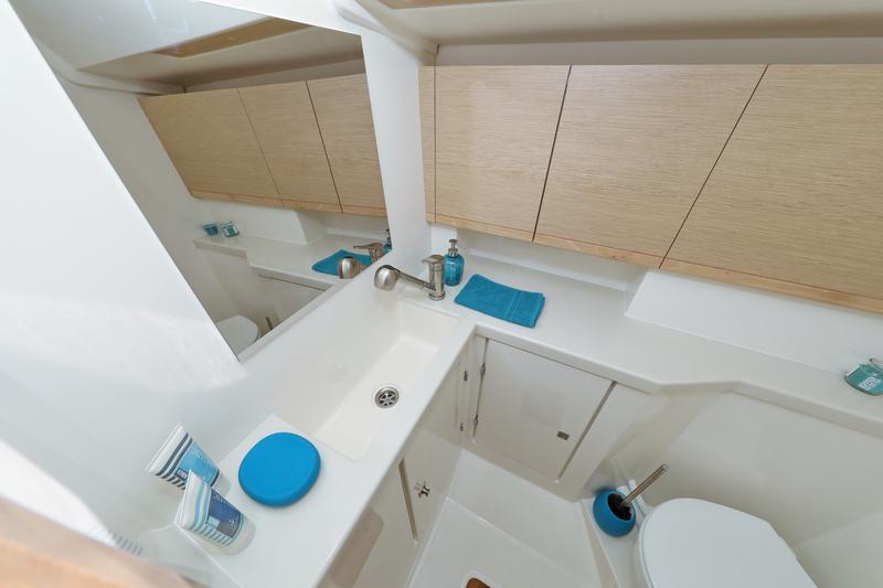 Book yachts online - sailboat - More 40 - Larthia - rent