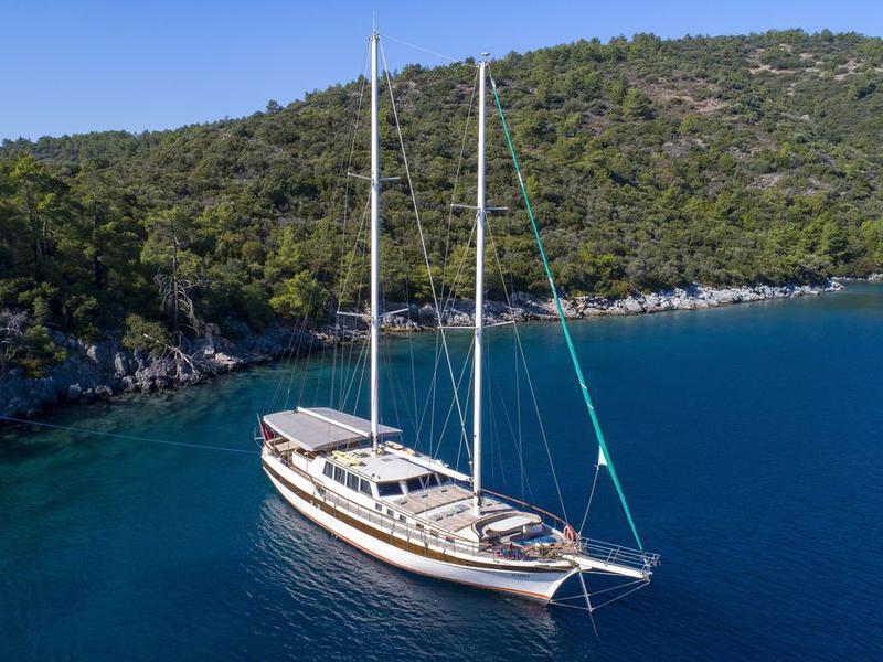 Book yachts online - other - Gulet - Almira - rent