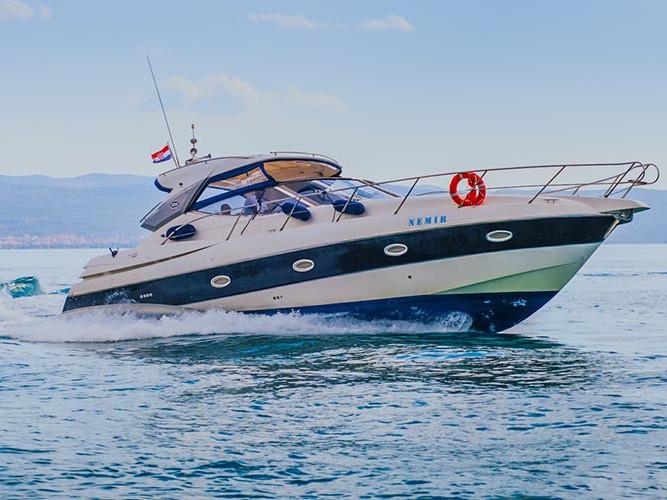 Book yachts online - motorboat - Sessa C 42 - Nemir - rent