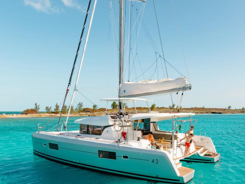 Book yachts online - catamaran - Lagoon 42* - Rosmarino - Comfort line - rent