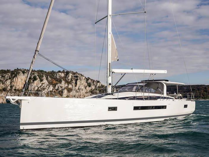 Book yachts online - sailboat - Jeanneau 65 - Uranos - rent