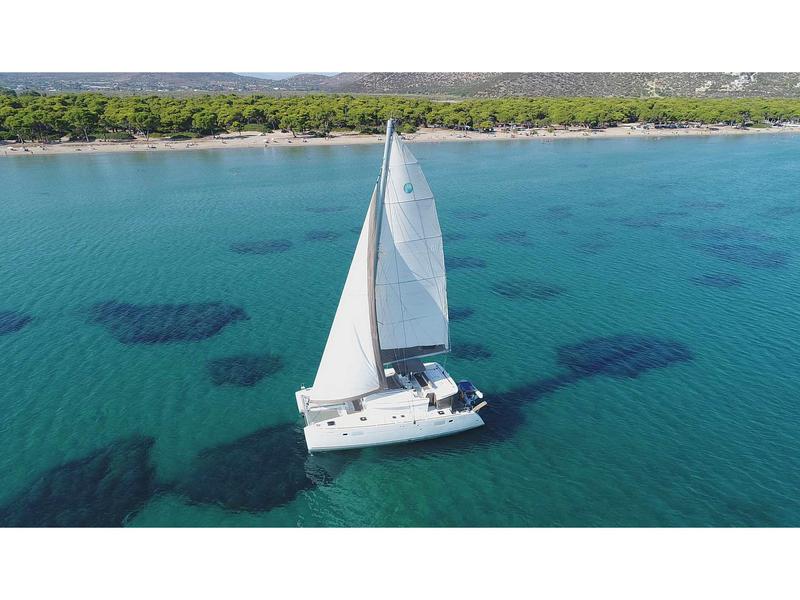 Book yachts online - catamaran - Lagoon 450 F - Irida VI - rent