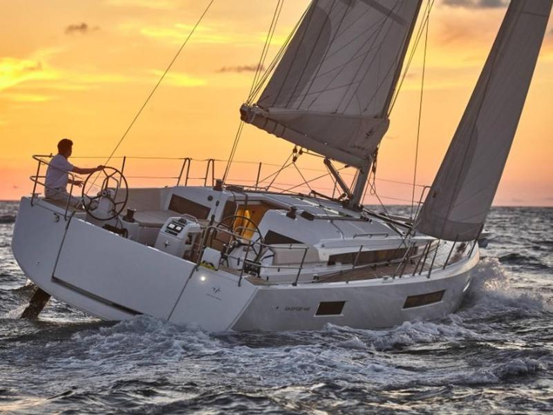Book yachts online - sailboat - Sun Odyssey 440 - Corcho XV - rent