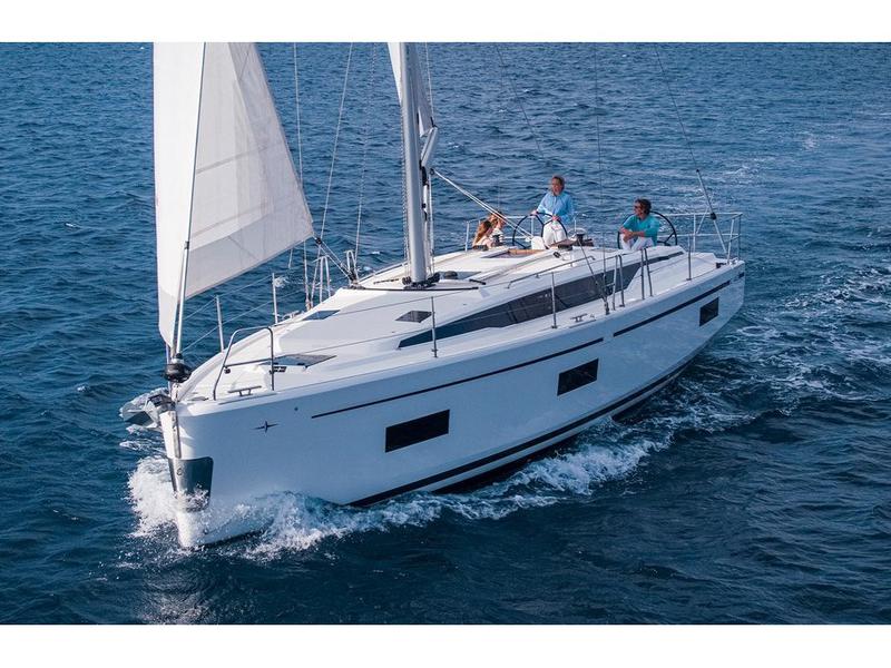 Book yachts online - sailboat - Bavaria C42 - Oktana (2023) - rent