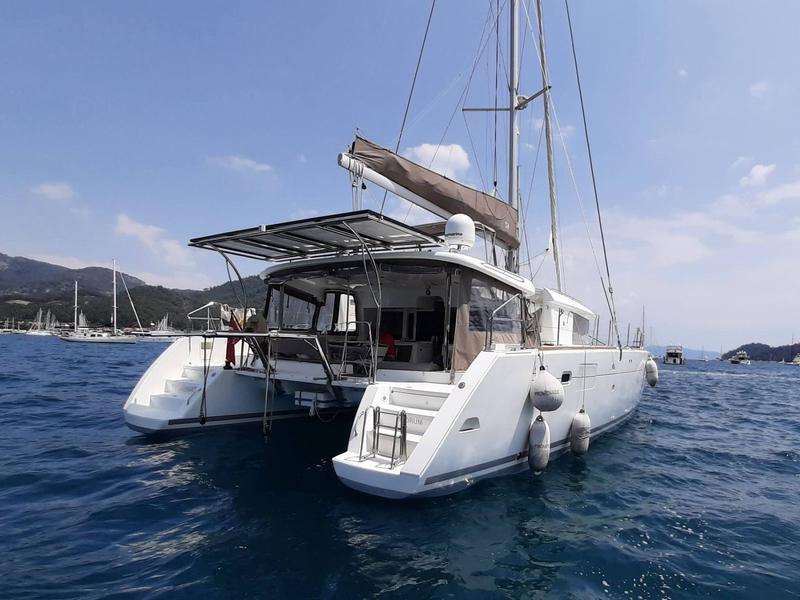 Book yachts online - catamaran - Lagoon 450 Fly - Loryma Sailing - rent