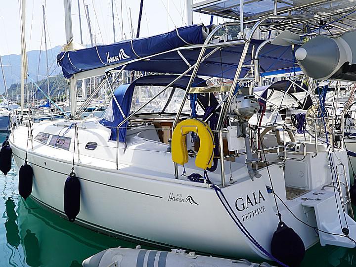 Book yachts online - sailboat - Hanse 400 - Gaia - rent