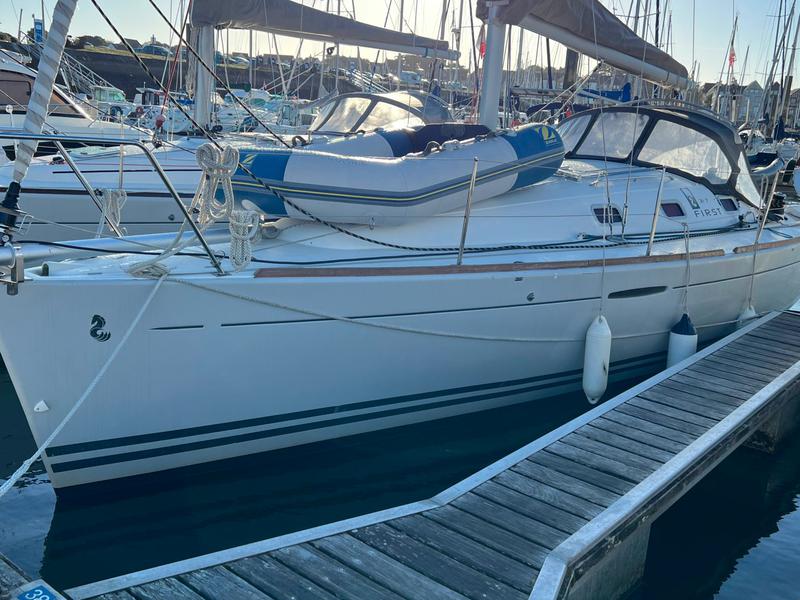 Book yachts online - sailboat - First 31.7 - Ker Jonathan  - rent