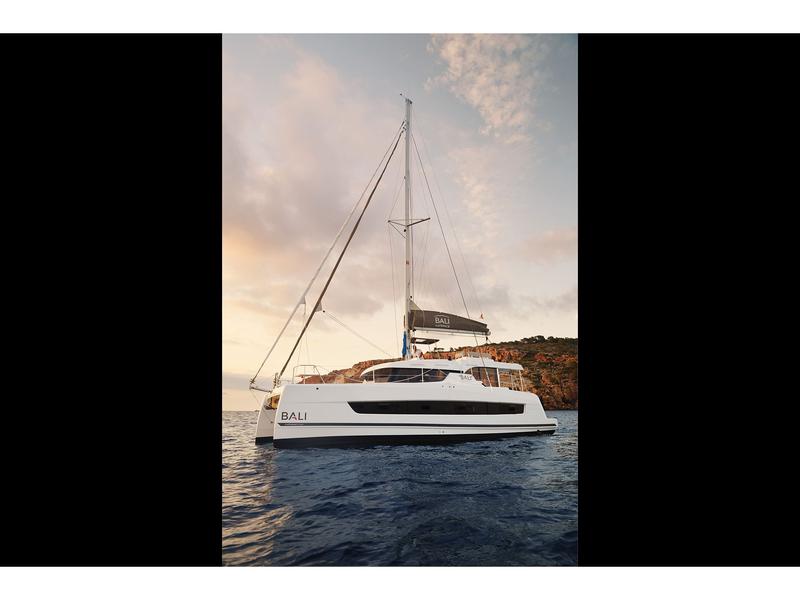 Book yachts online - catamaran - Bali 4.0 - Fred - rent