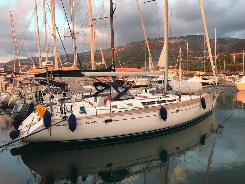Book yachts online - sailboat - Sun Odyssey 52.2 - Claudia - rent
