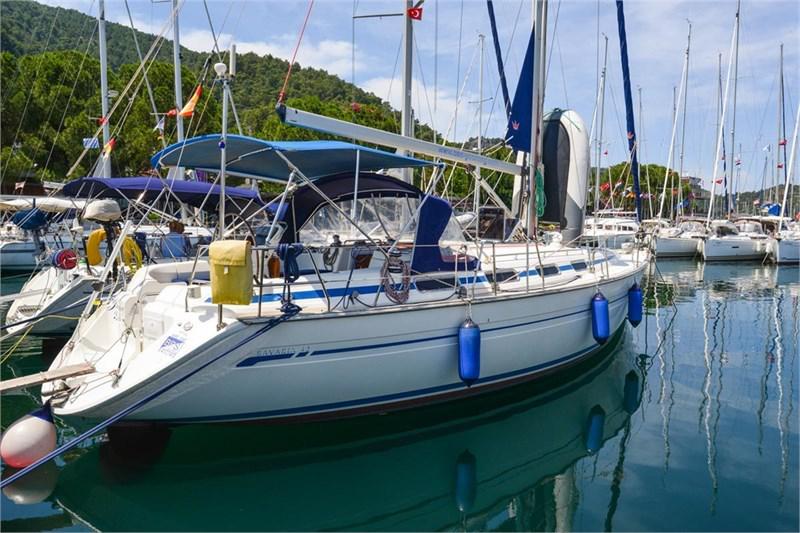 Book yachts online - False - Bavaria 42 (4Cab) - Jimminy Grille - rent