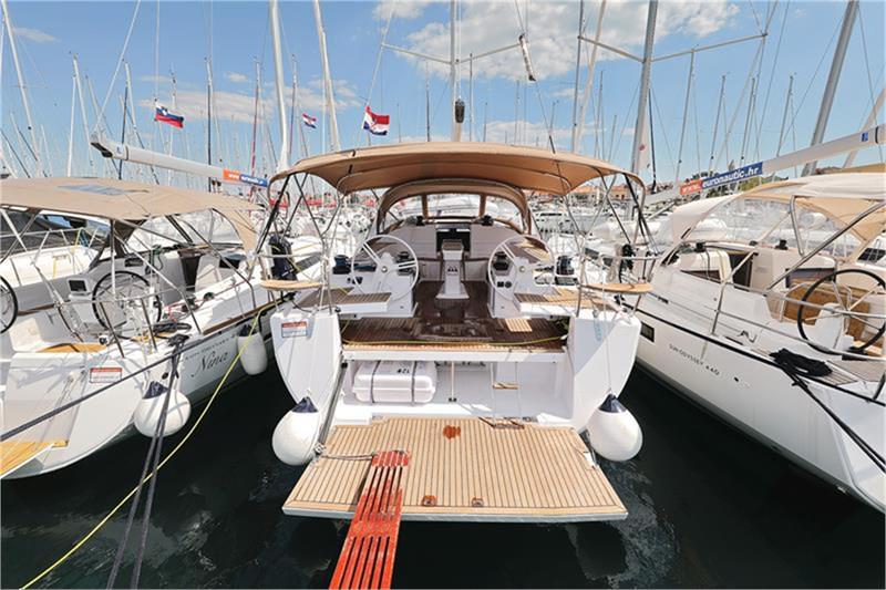 Book yachts online - False - Elan Impression 50 (5Cab) - Abena - rent