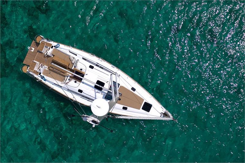 Book yachts online - False - Elan Impression 45.1 (3cab) - Ianira - rent
