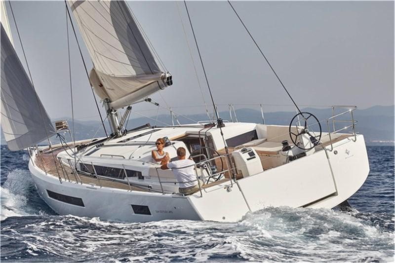 Book yachts online - False - Sun Odyssey 490 (4Cab) - Alboran Vino Blanco (Radazul) - rent