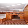 Book yachts online - sailboat - Bavaria 37 Cruiser - Mateja - rent