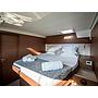 Book yachts online - catamaran - Lagoon 560 S2 - Boom - rent