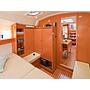 Book yachts online - sailboat - Bavaria Cruiser 36 - Playmate - rent