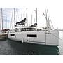 Book yachts online - catamaran - Lagoon 40 - BLUE ANGEL - rent