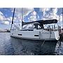 Book yachts online - sailboat - Dufour 390 Grand Large - Molesta - rent