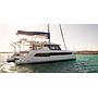 Book yachts online - catamaran - Moorings 4200/4 - Moorings 4200/4 (2022) - rent